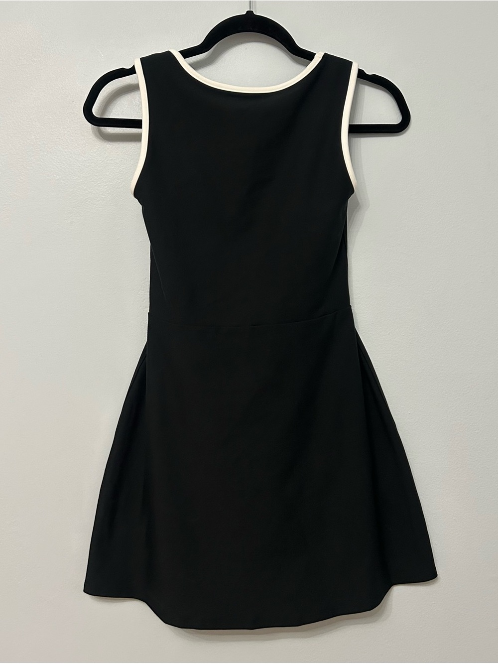 Abercrombie YPB SculptLUX Black Active Dress